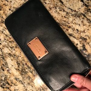 Michael Kors Zip-Up Wallet
